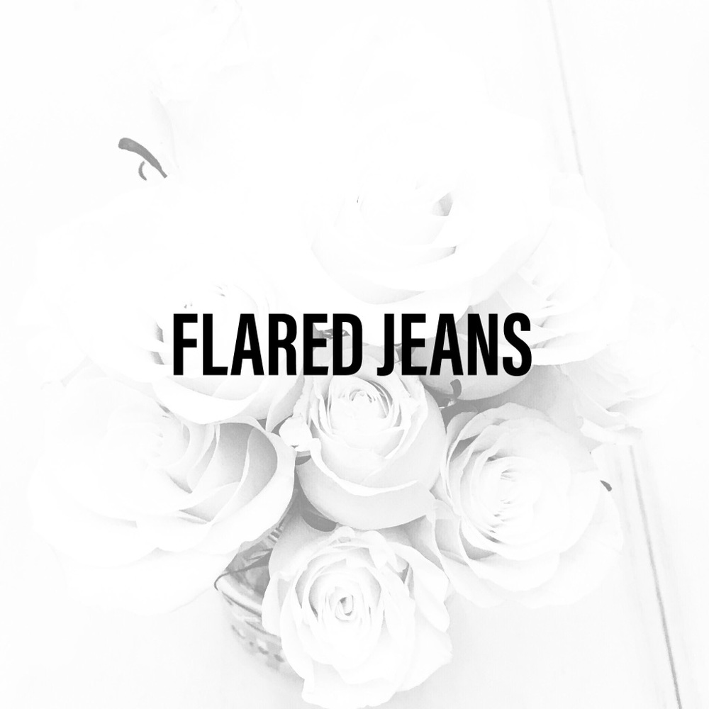 FLARE LEG JEANS